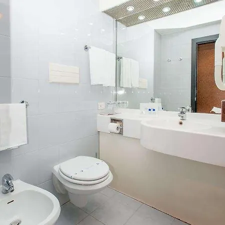 Hotell Meditur Pomezia