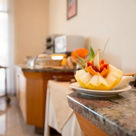 Hotel Meditur Pomezia